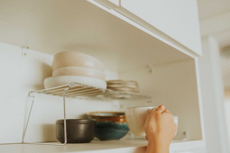 How to Keep a Tidy Fridge and Pantry for a Fresh, Organized Kitchen